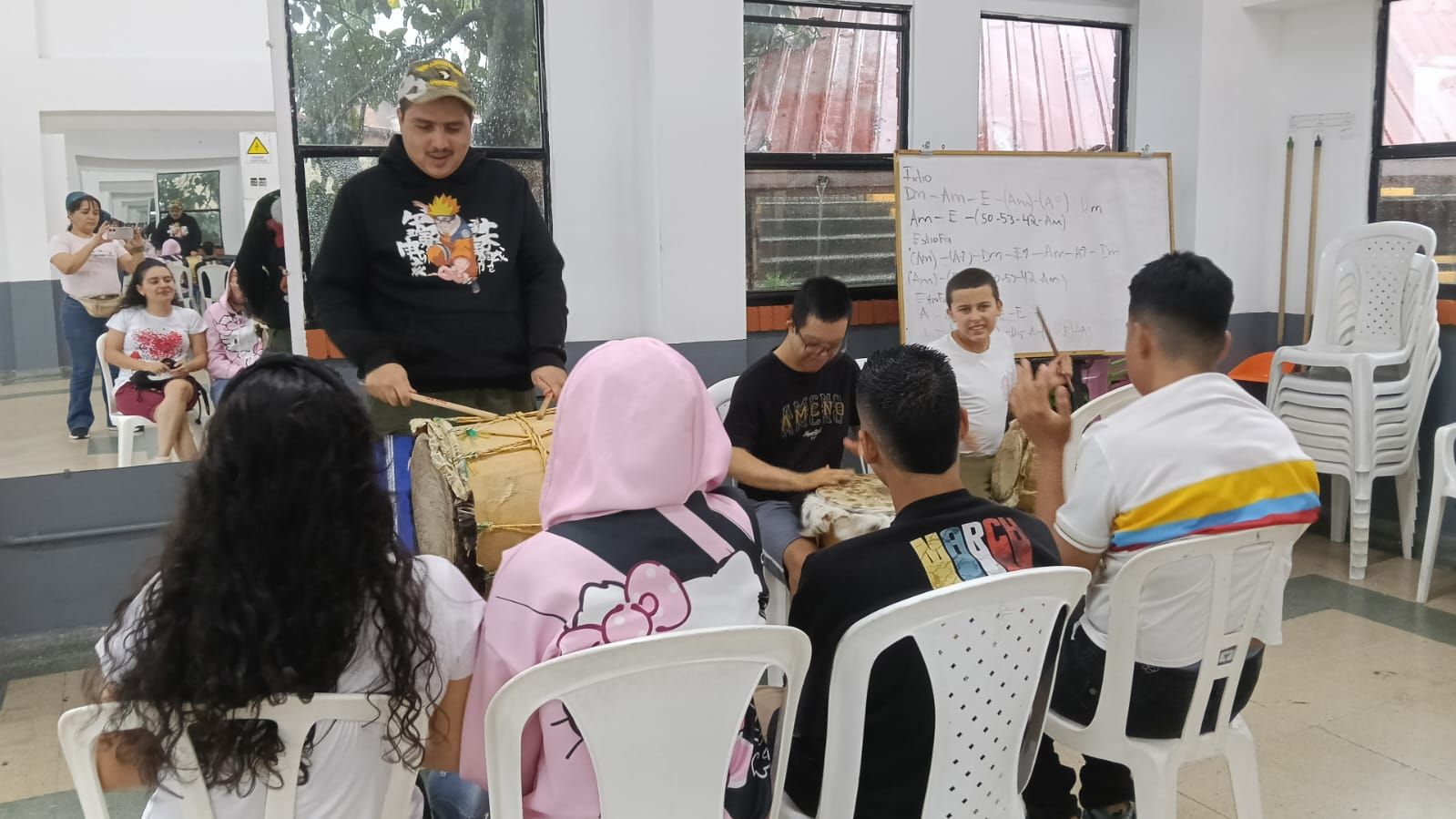 Taller de música y percusión de la corporación